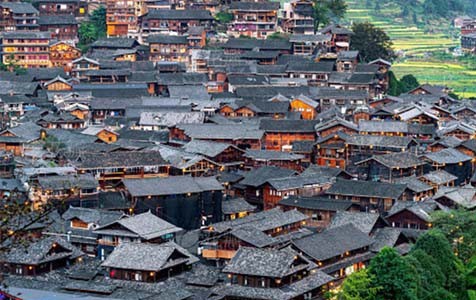 宁德6种常见的外墙仿石漆施工工艺！